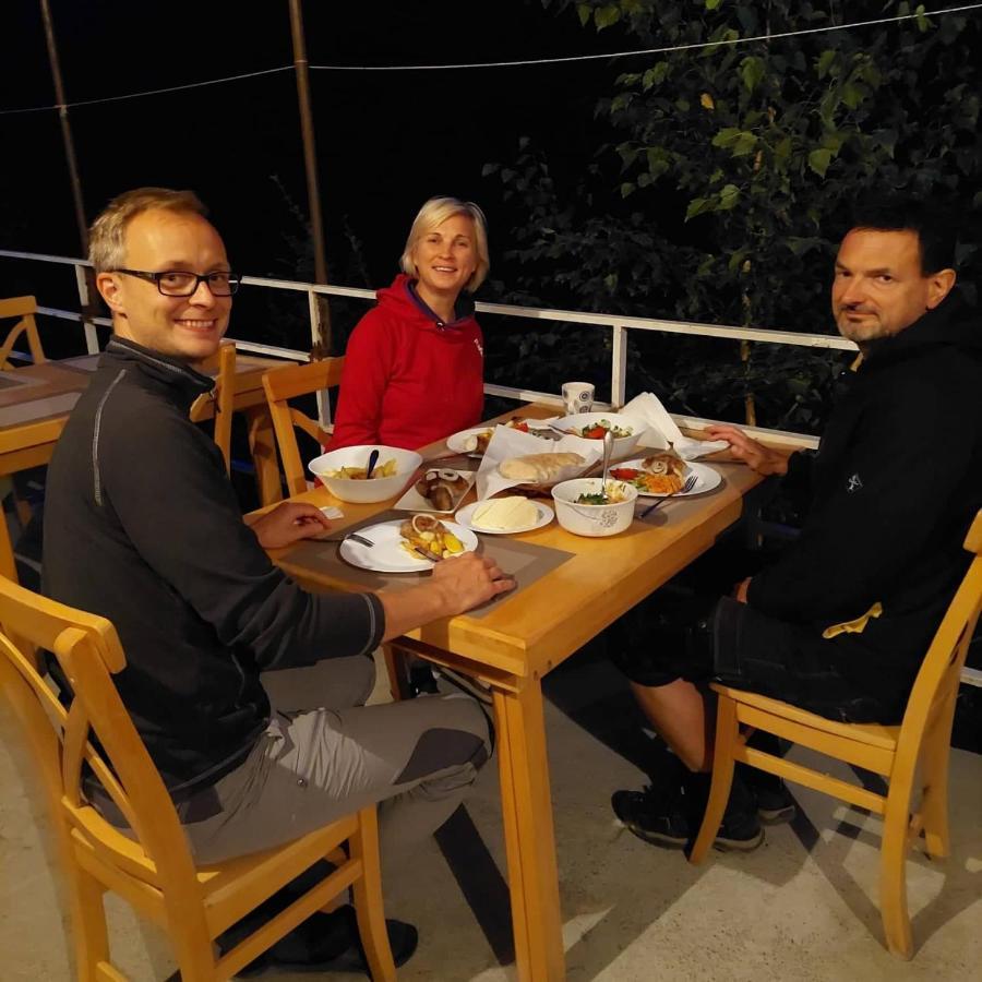 Roshka Guesthouse Gama In Khevsureti מראה חיצוני תמונה