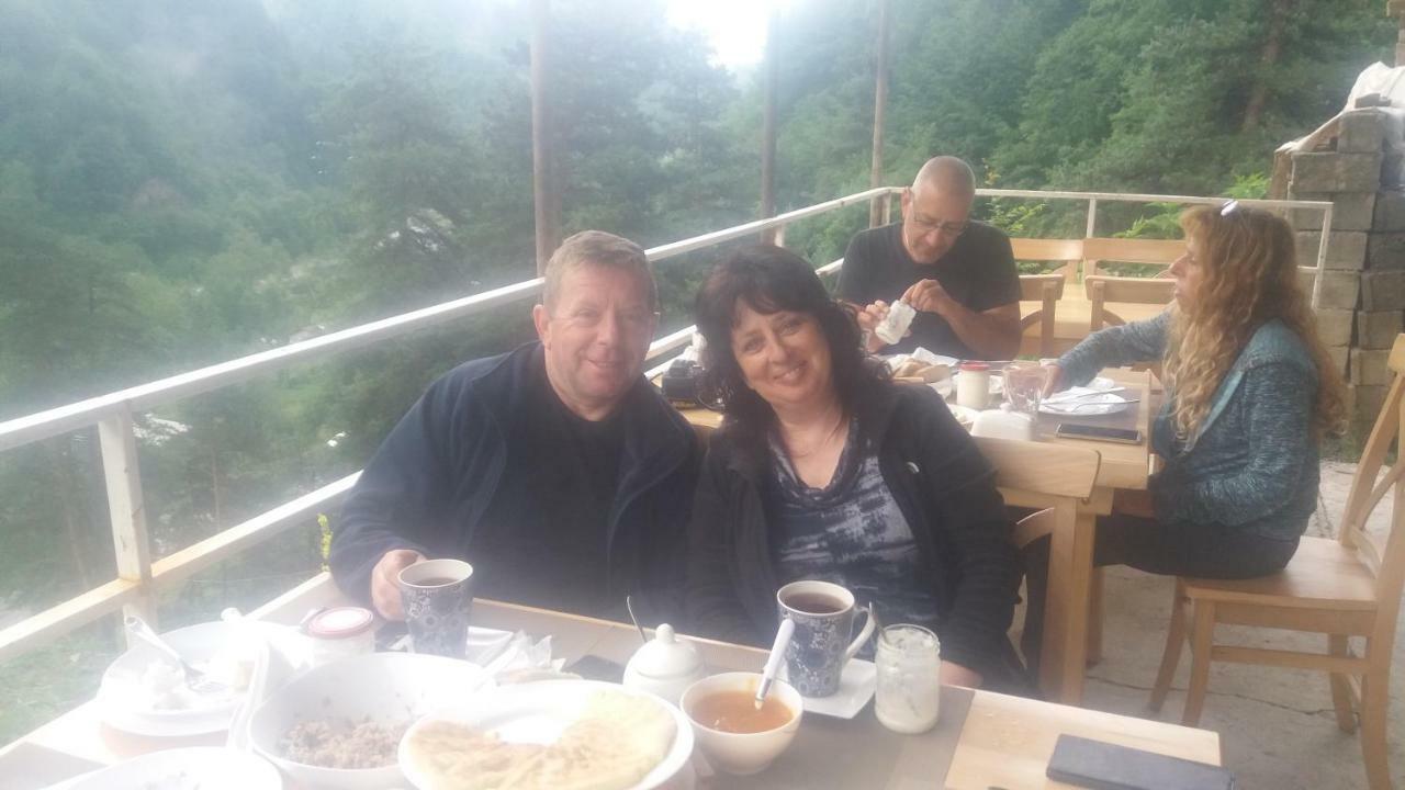Roshka Guesthouse Gama In Khevsureti מראה חיצוני תמונה
